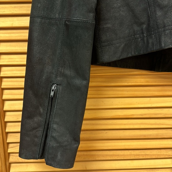 Veda x Madewell Washed Leather Moto Jacket - Picture 4 of 5